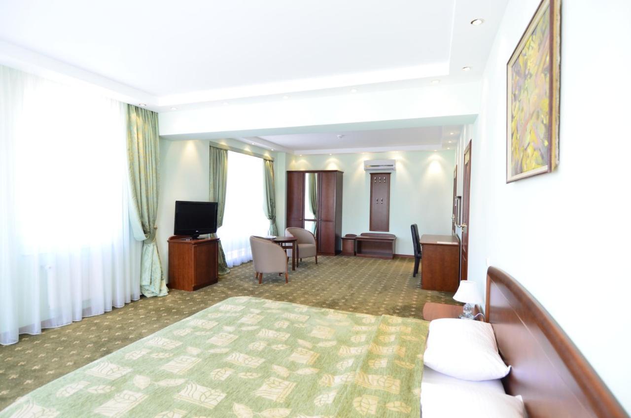 Platinum Hotel Kiszyniów Zewnętrze zdjęcie